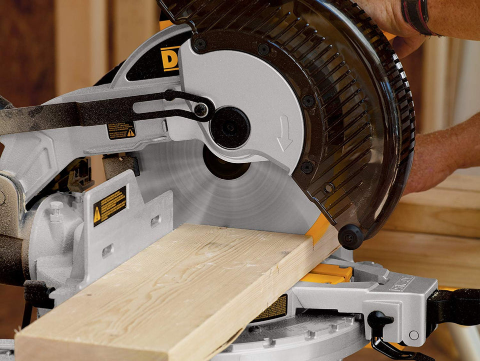 DeWalt DW713 15 Amp 25.4 cm compuesto sierra ingletadora y hoja de sierra Combo Pack